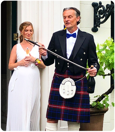 Schotse boodschappen in de Schotse winkel van The World of Scotland in 's-Gravendeel